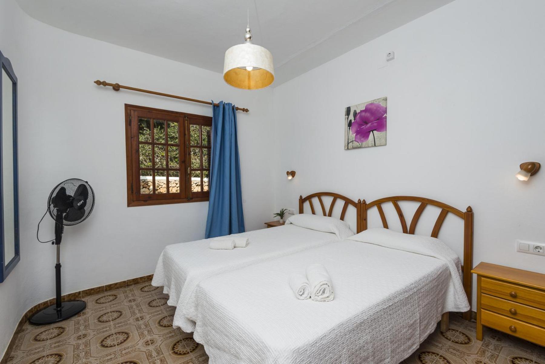 Villa Nineta Son Bou Luaran gambar