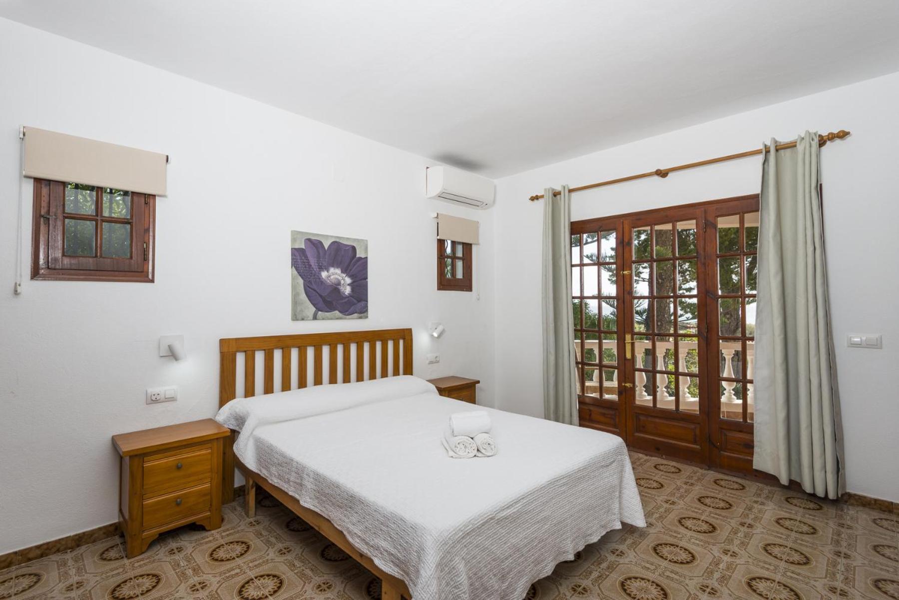Villa Nineta Son Bou Luaran gambar