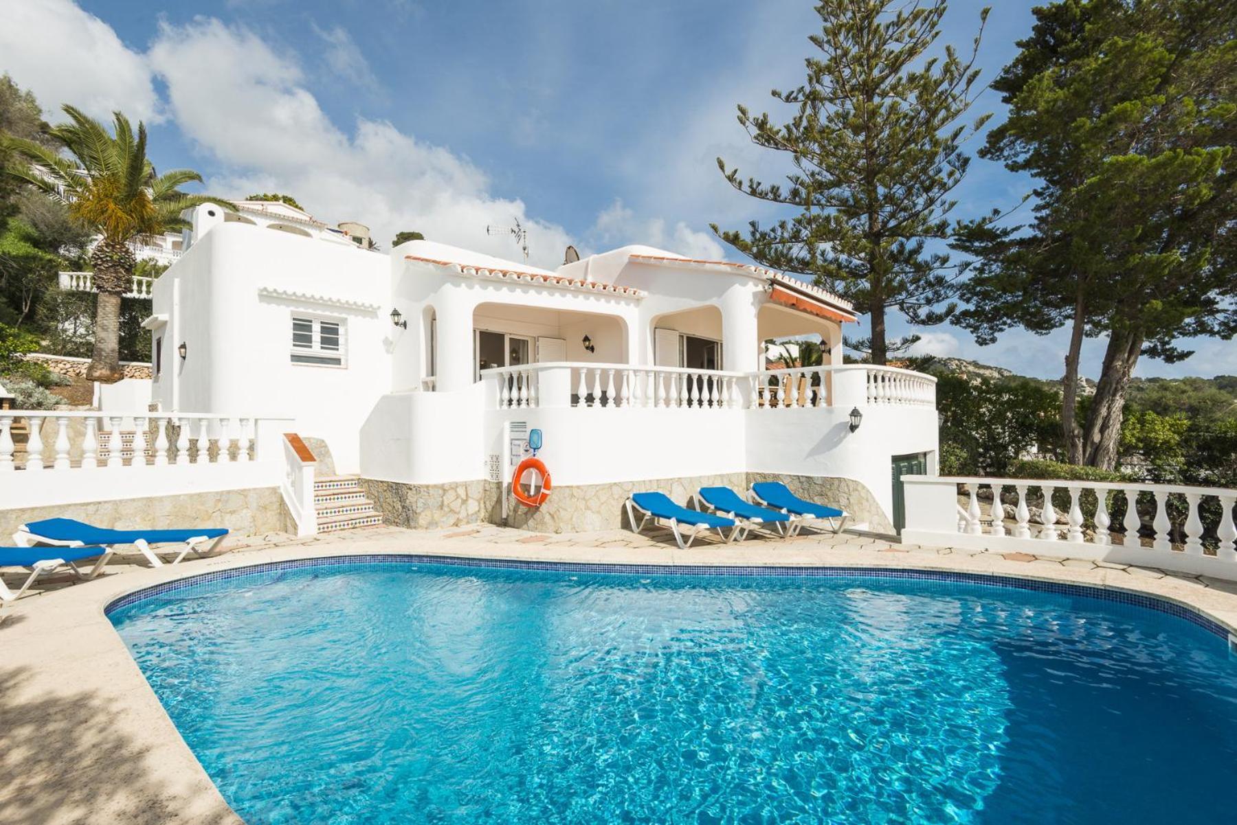 Villa Nineta Son Bou Luaran gambar