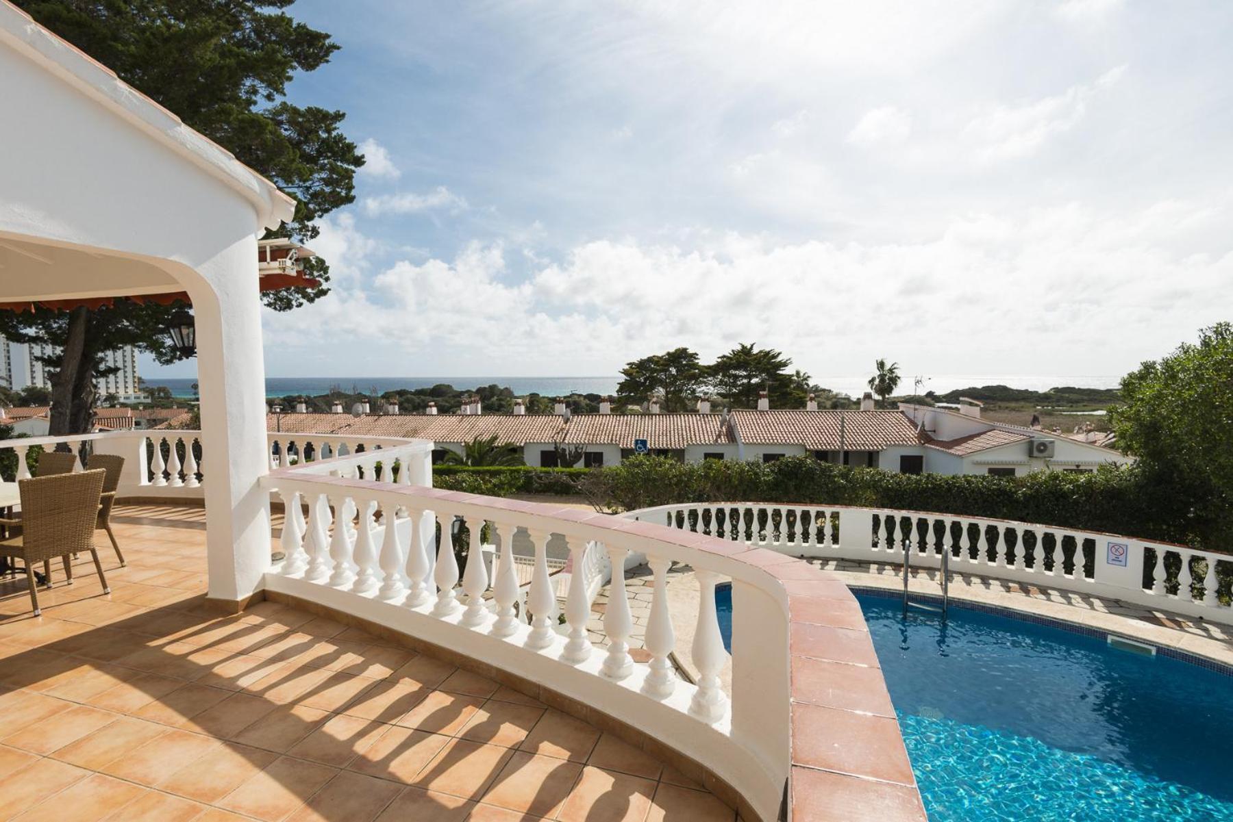 Villa Nineta Son Bou Luaran gambar