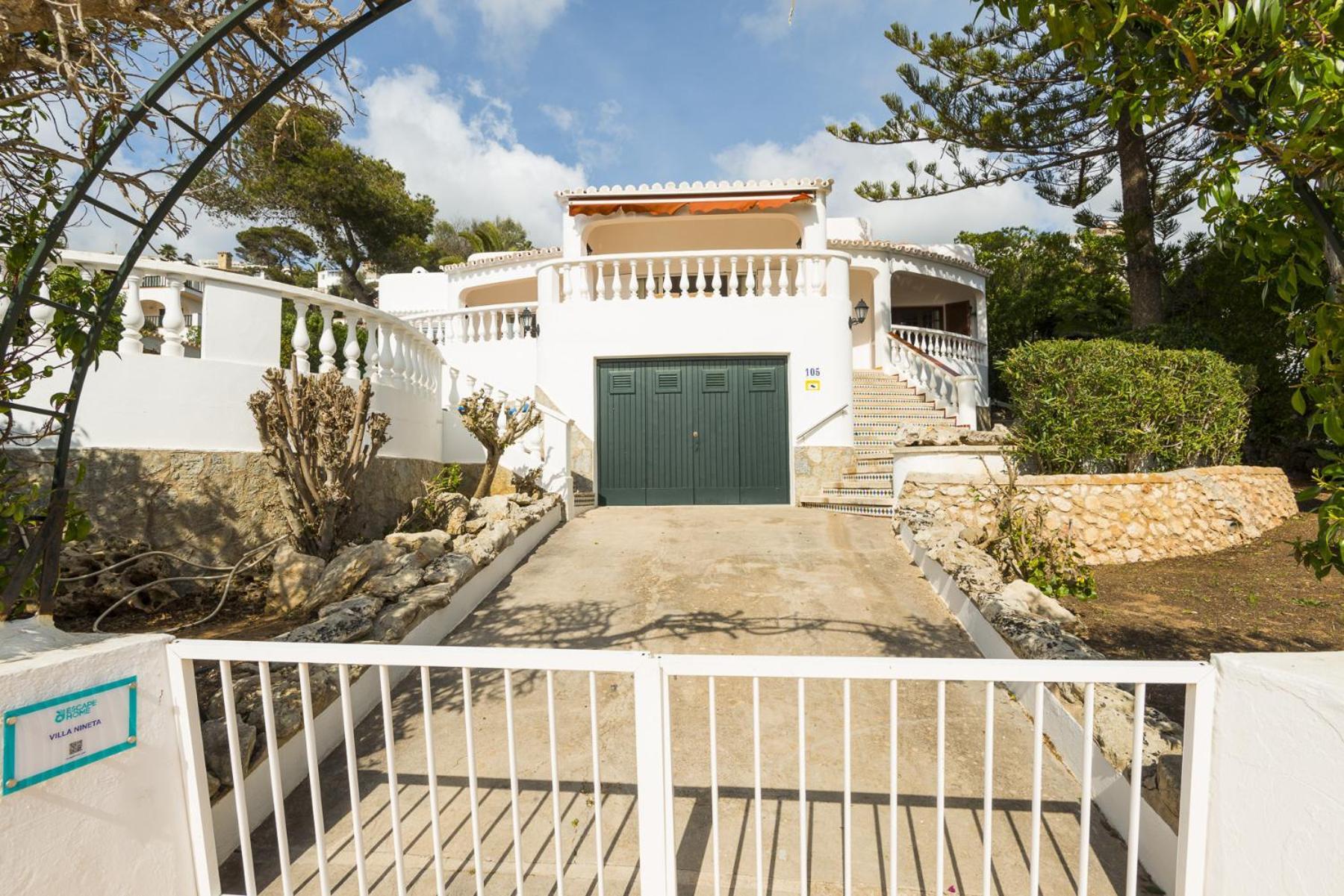Villa Nineta Son Bou Luaran gambar